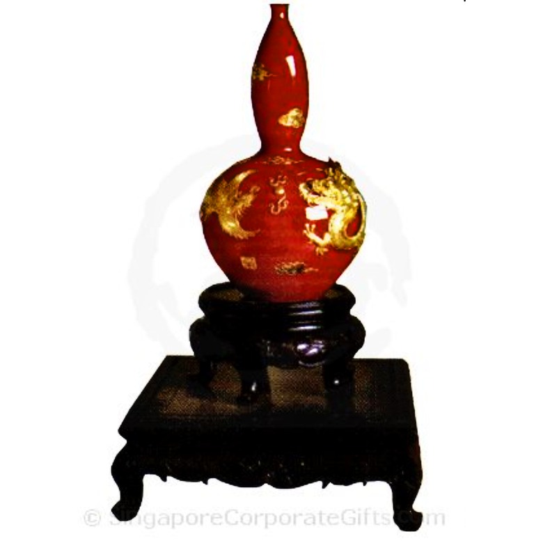 Gourd-shaped Vase with dragon and phoenix (Capsicum Red) 11 Inch