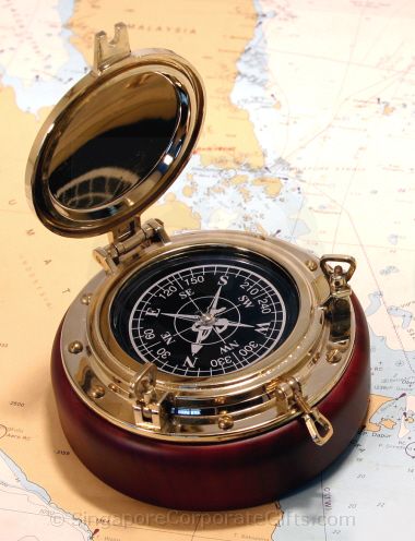 Designer Compass Paper weight 134