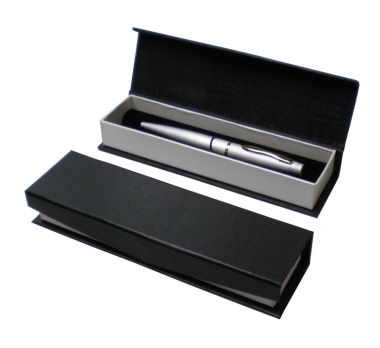Pen giftbox with magnetic cover - pen excluded Pen giftbox with magnetic cover - pen excluded