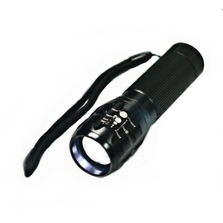 Super Bright Torch Light with Zoom and Blinking Function Super Bright Torch Light with Zoom and Blinking Function